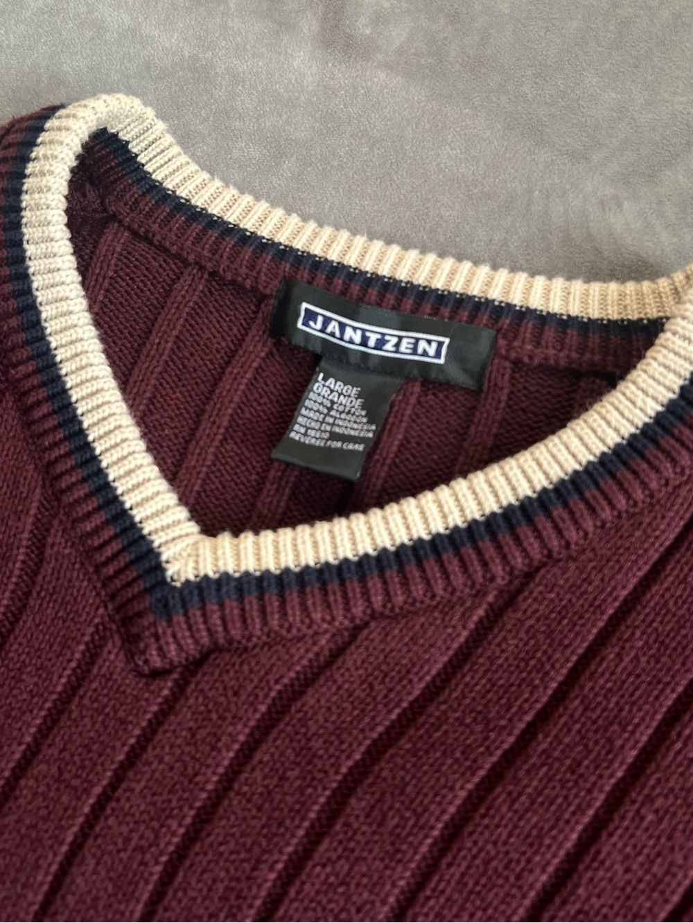 Vintage Jantzen Men's Maroon Ribbed V-Neck Sweater with Cream and Navy Trim